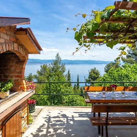 아파트 Milena 2 Opatija By Guide