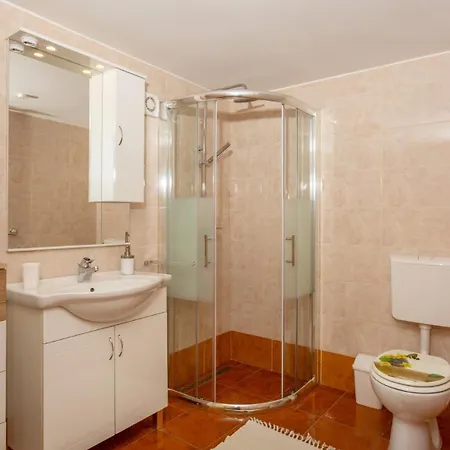 Milena 2 Opatija By Guide 로브란