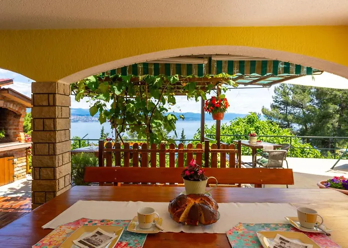 Milena 2 Opatija By Guide